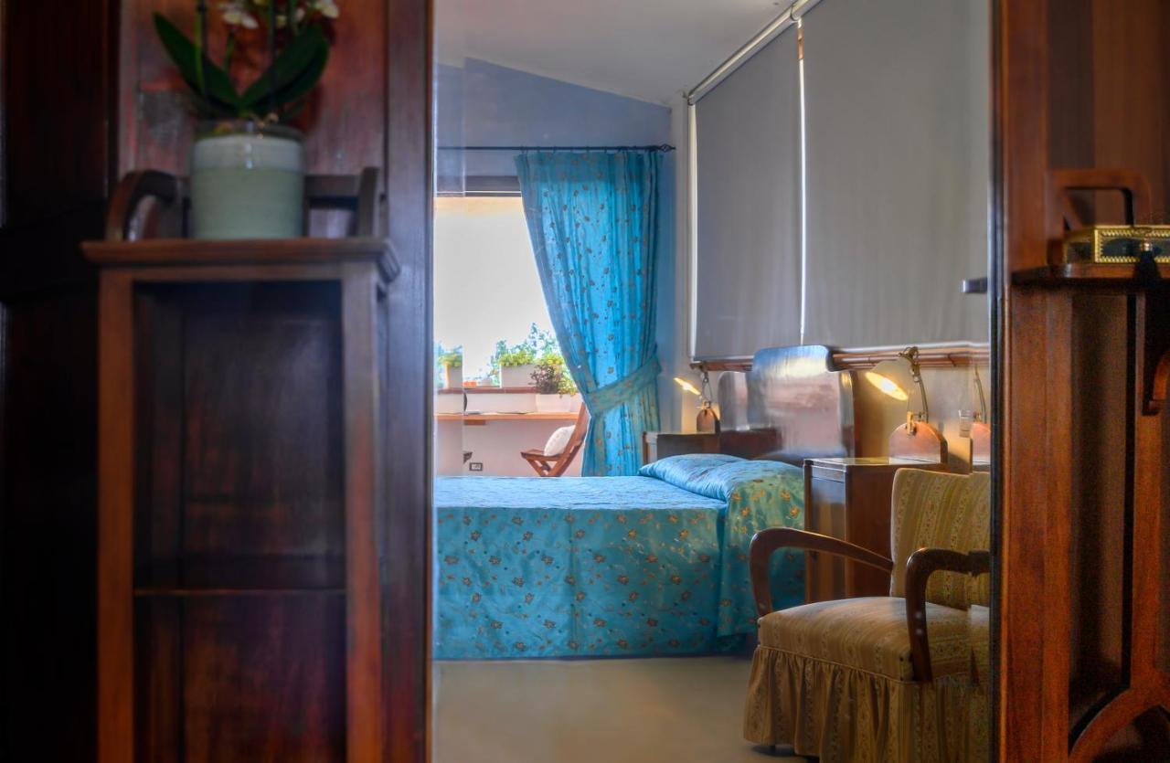 Hotel Ristorante Cavaliere Scario Eksteriør bilde