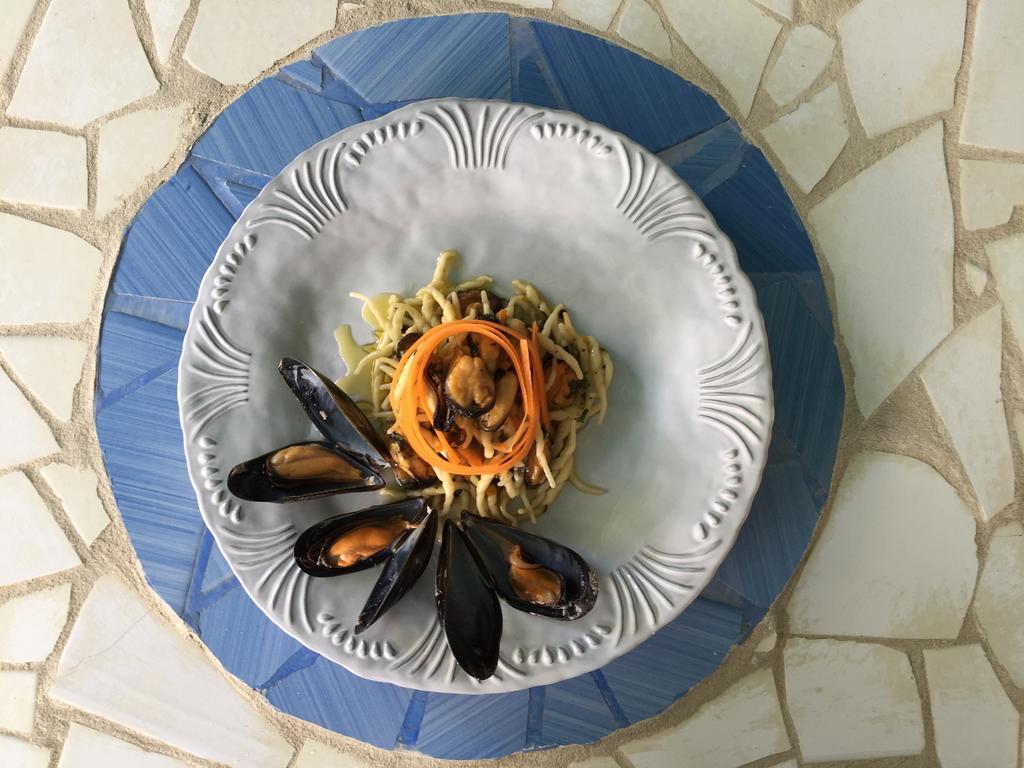 Hotel Ristorante Cavaliere Scario Eksteriør bilde