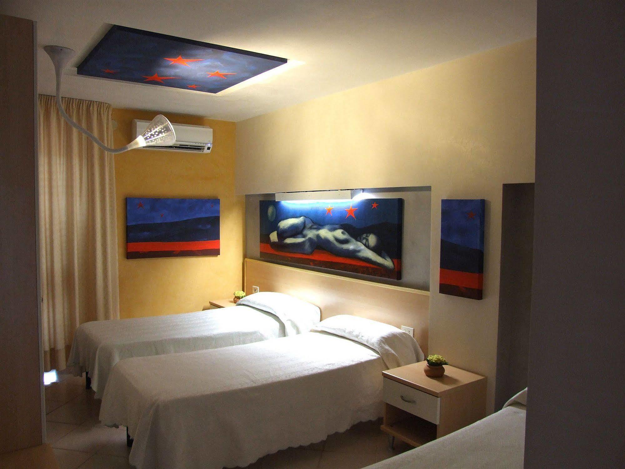 Hotel Ristorante Cavaliere Scario Eksteriør bilde