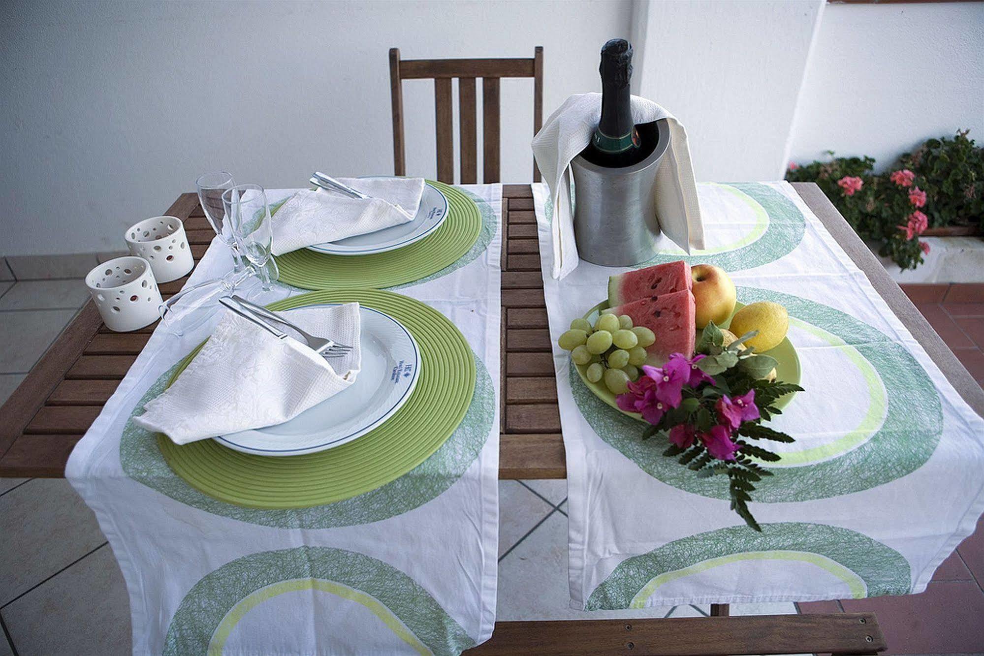 Hotel Ristorante Cavaliere Scario Eksteriør bilde